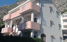 Apartments Dakovic M